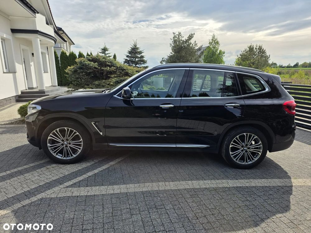 BMW X3 sDrive18d xLine - 8