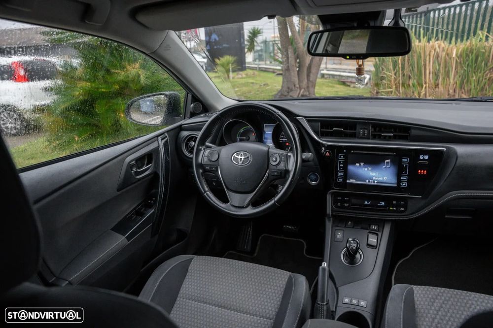 Toyota Auris 1.8 HSD Active - 6