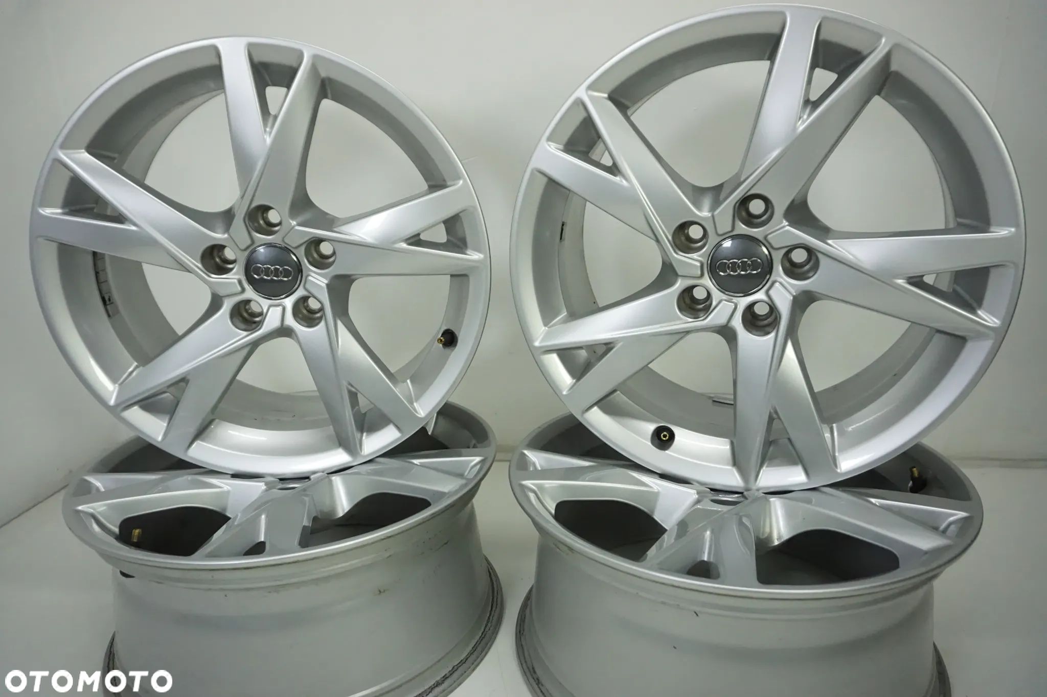 Felgi Aluminiowe 17 Audi A4 B8 B9 A5 A6 C7 Q3 Q5 ORYGINAŁ - 1