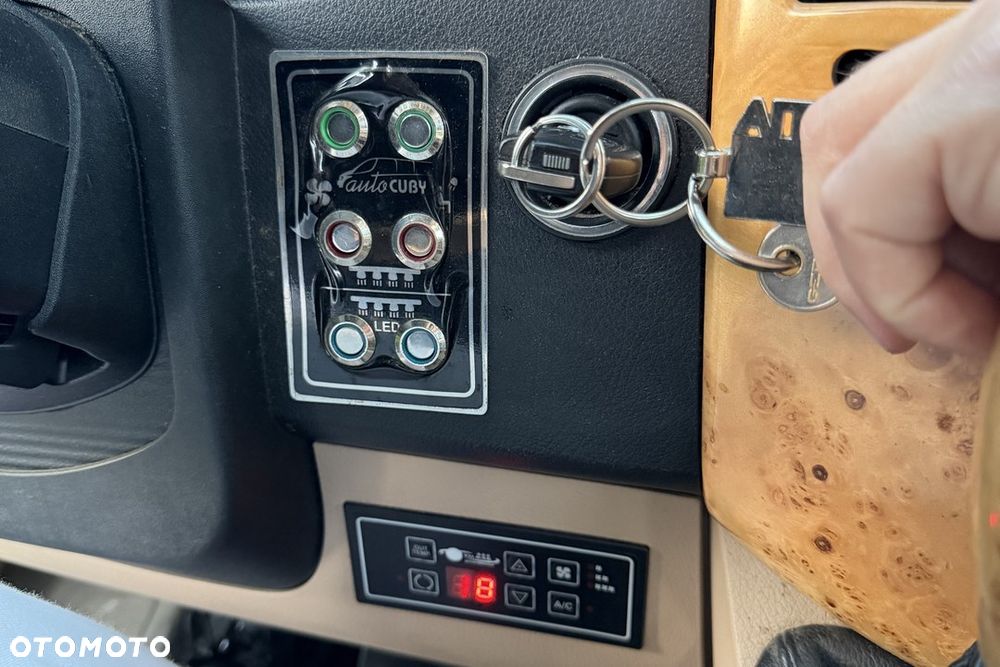 Mercedes-Benz Sprinter - 20