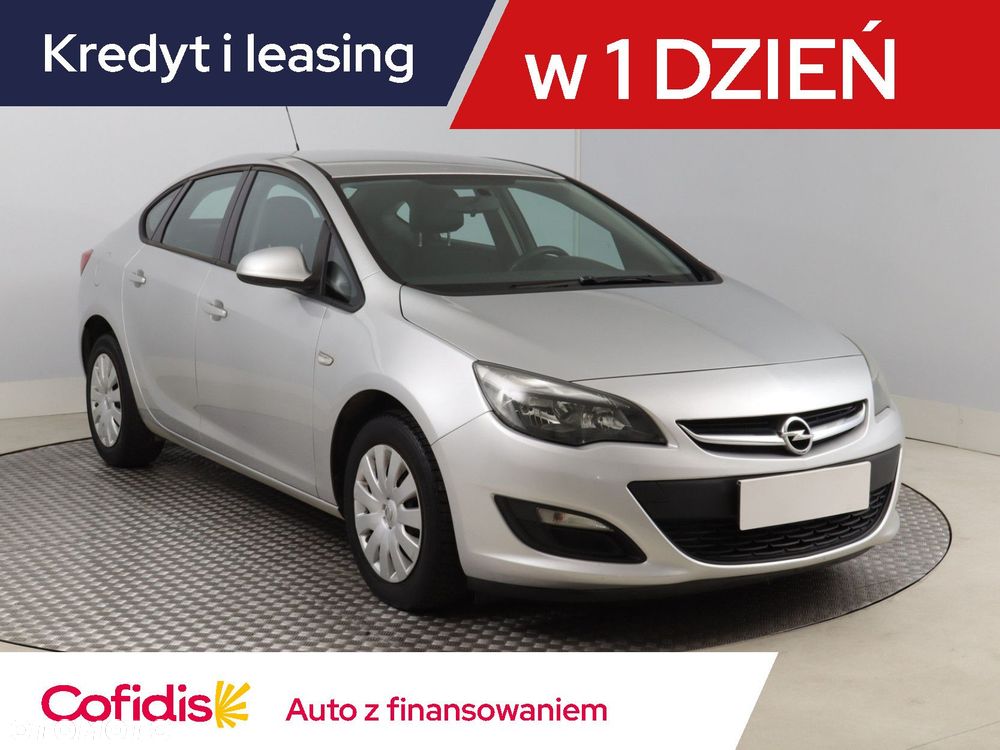 Opel Astra J (2009-2019), 2017