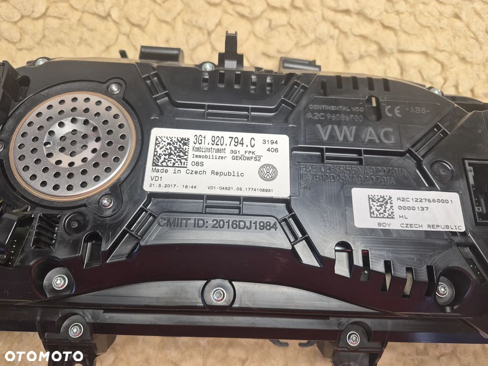 Licznik zegary vw passat b8 gte 3G1920794C - 2