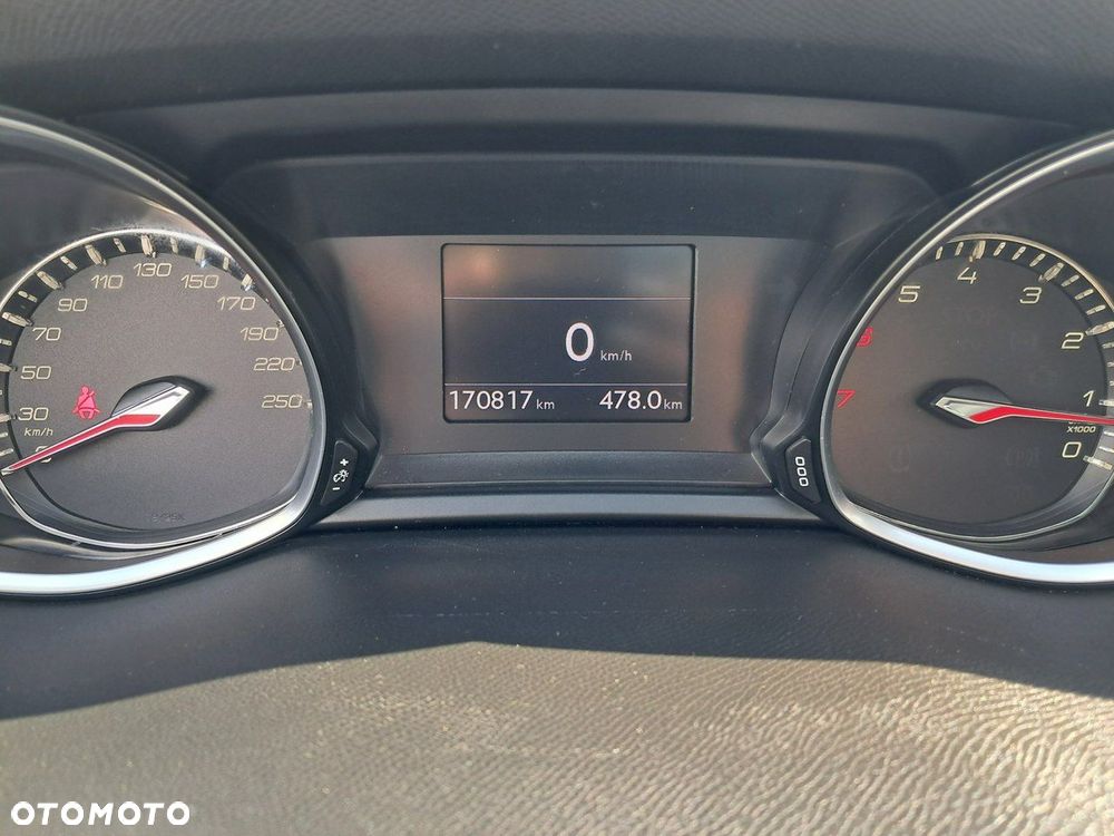 Peugeot 308 - 13