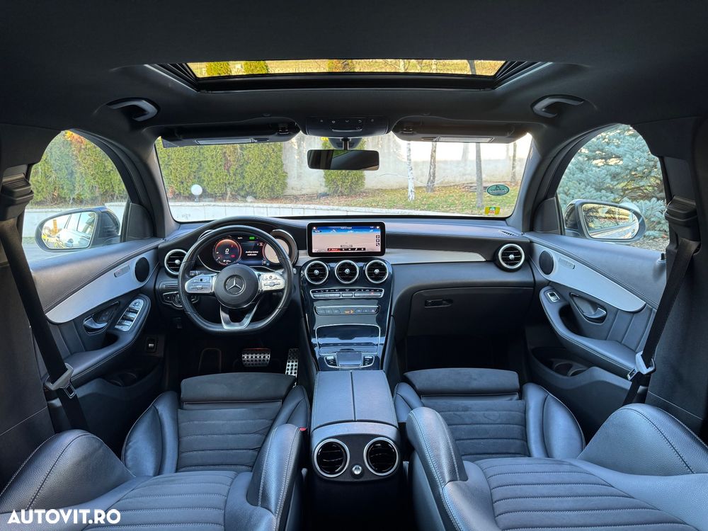 Mercedes-Benz GLC Coupe 300 de 4Matic 9G-TRONIC AMG Line Plus - 30