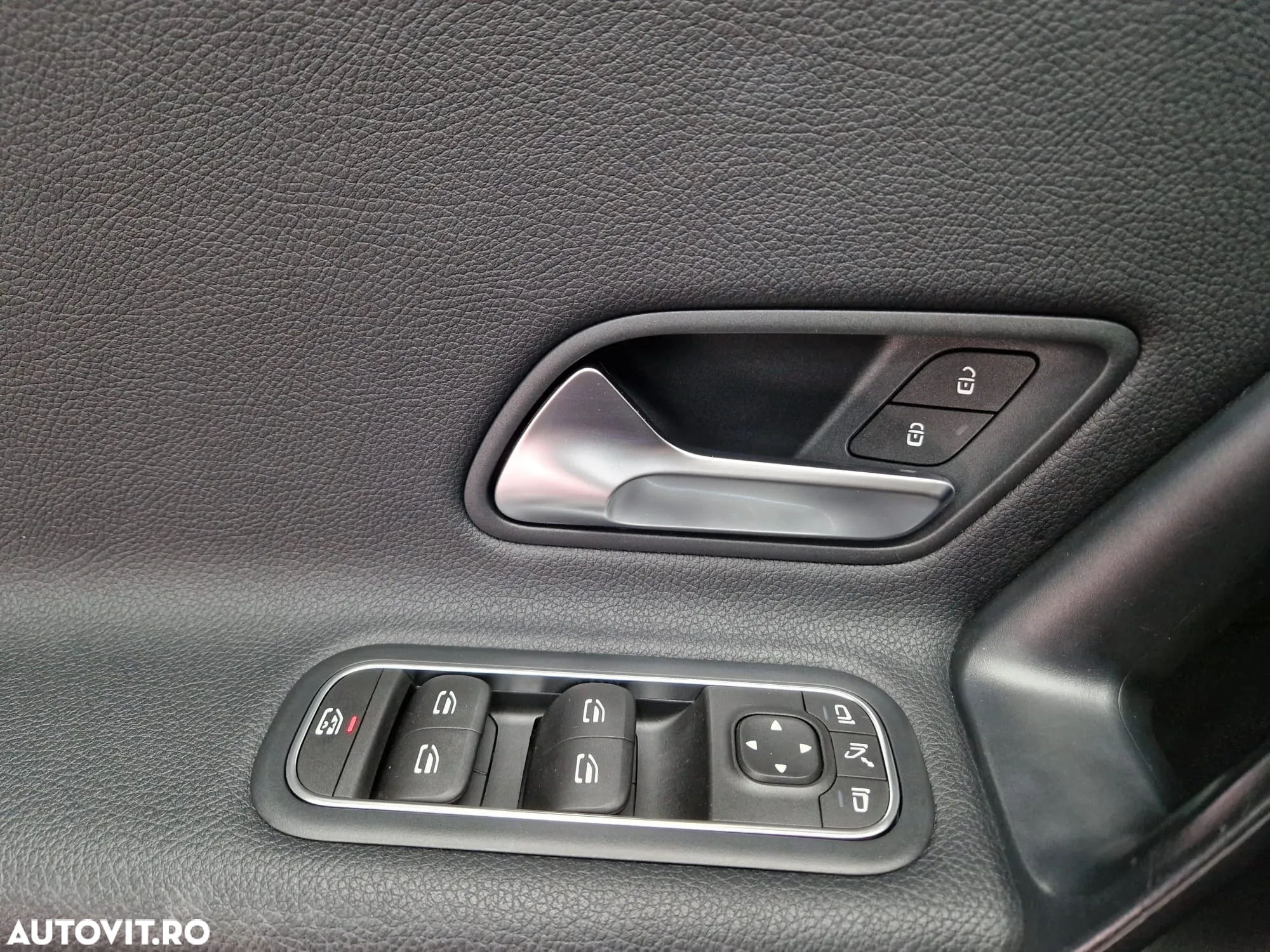 Mercedes-Benz A 180 d 8G-DCT - 12