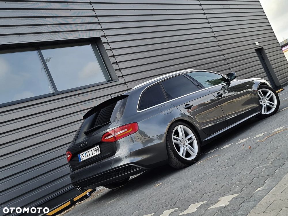 Audi A4 Avant 2.0 TDI DPF quattro S tronic S line Sportpaket - 6