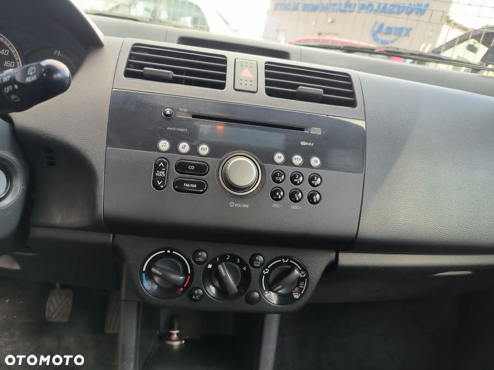 Suzuki Swift 1.3 GC (klm) - 10