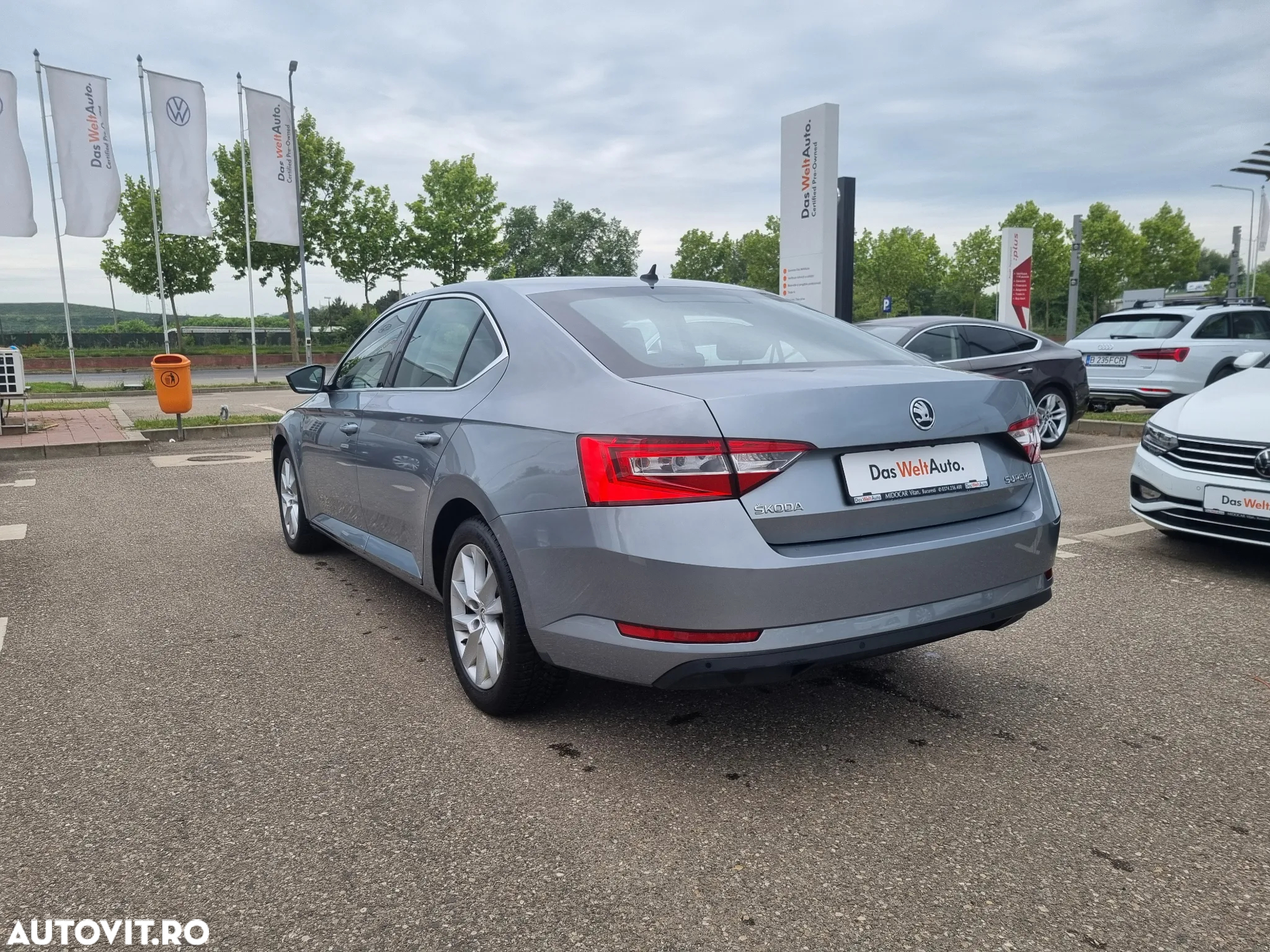 Skoda Superb 2.0 TDI DSG Ambition - 7