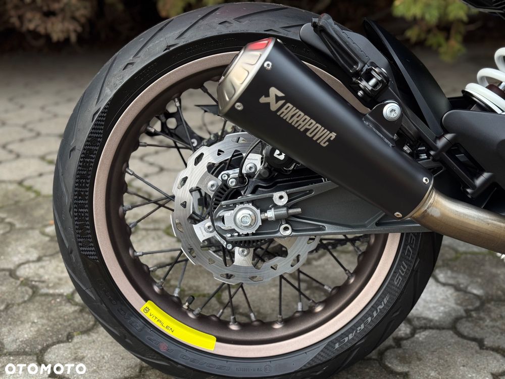 Husqvarna Vitpilen - 16