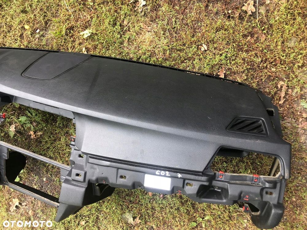 BMW 5 F10 F11 DESKA KONSOLA CZARNA IGŁA HEADUP - 2