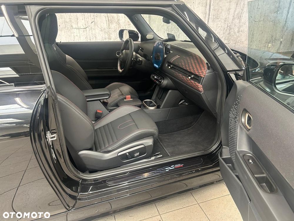 MINI John Cooper Works - 14