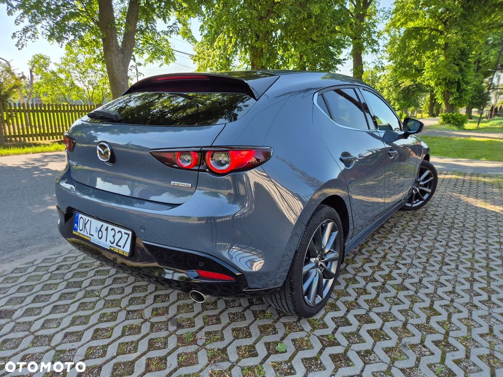 Mazda 3 - 4
