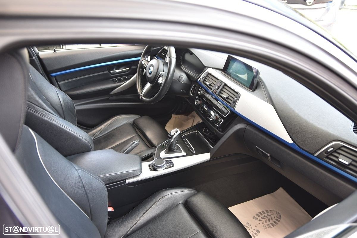 BMW 320 d Touring xDrive Pack M Auto - 16