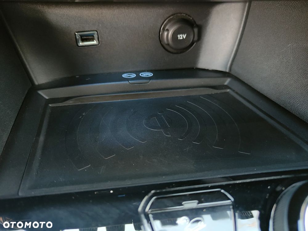 Peugeot 3008 BlueHDi 180 Stop & Start EAT8 GT - 23