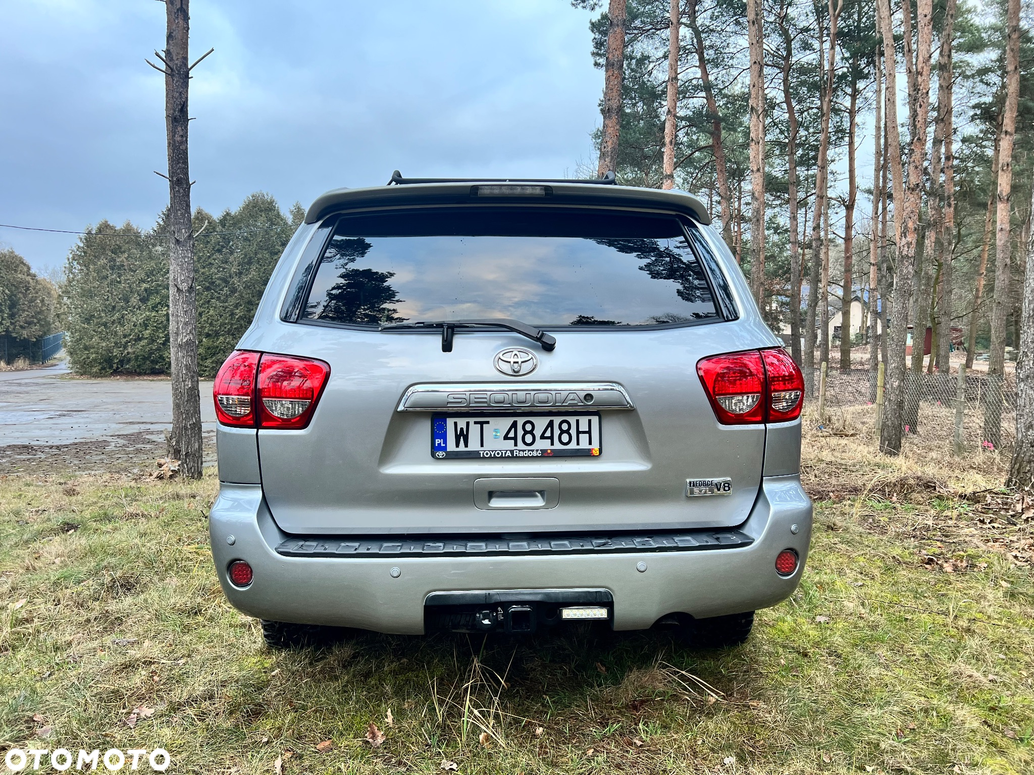 Toyota Sequoia - 6