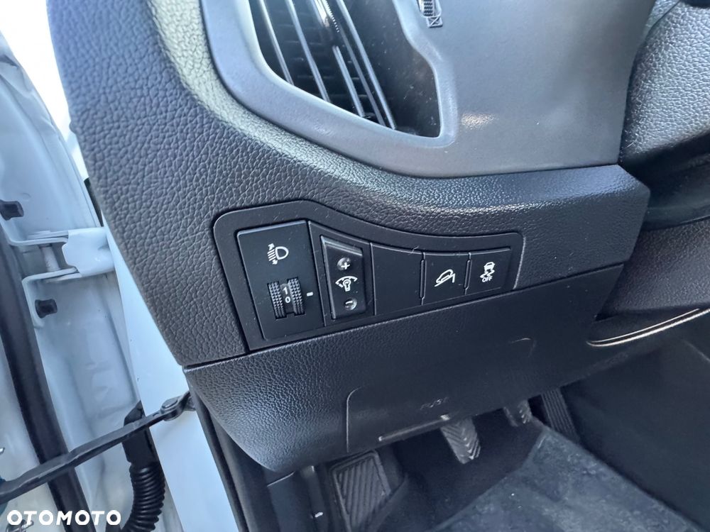 Kia Sportage - 17