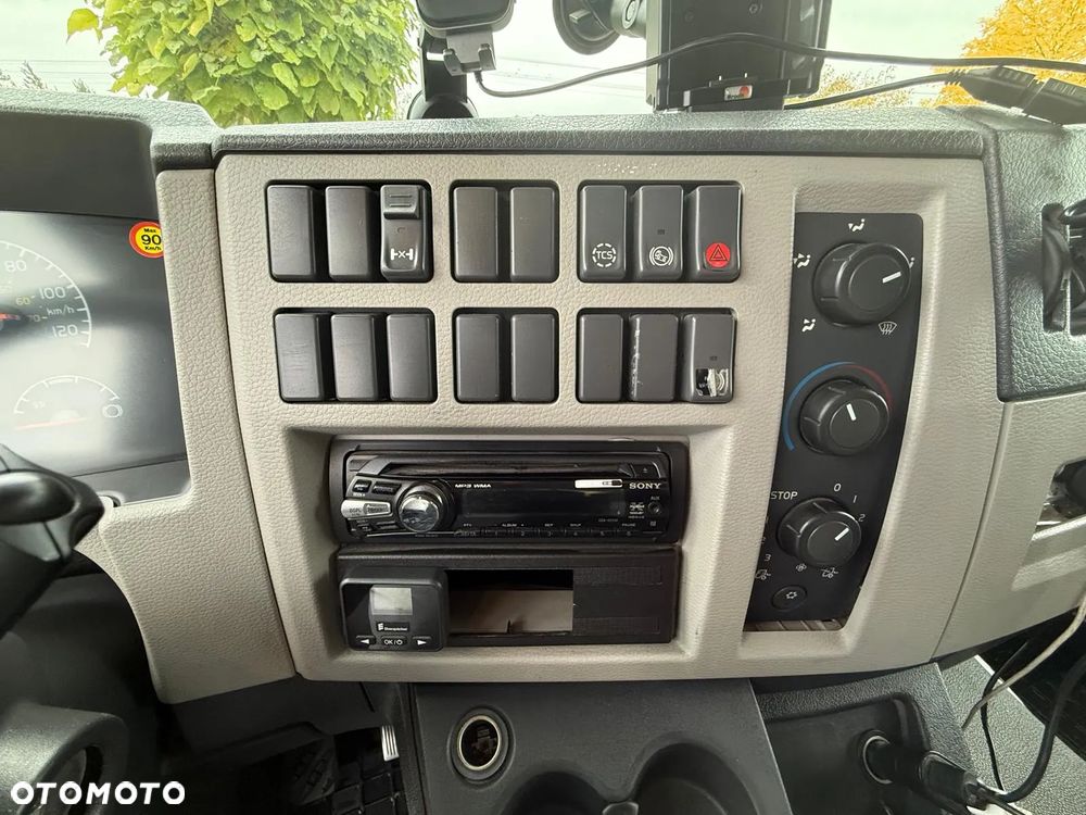 Volvo FL 240 - 7