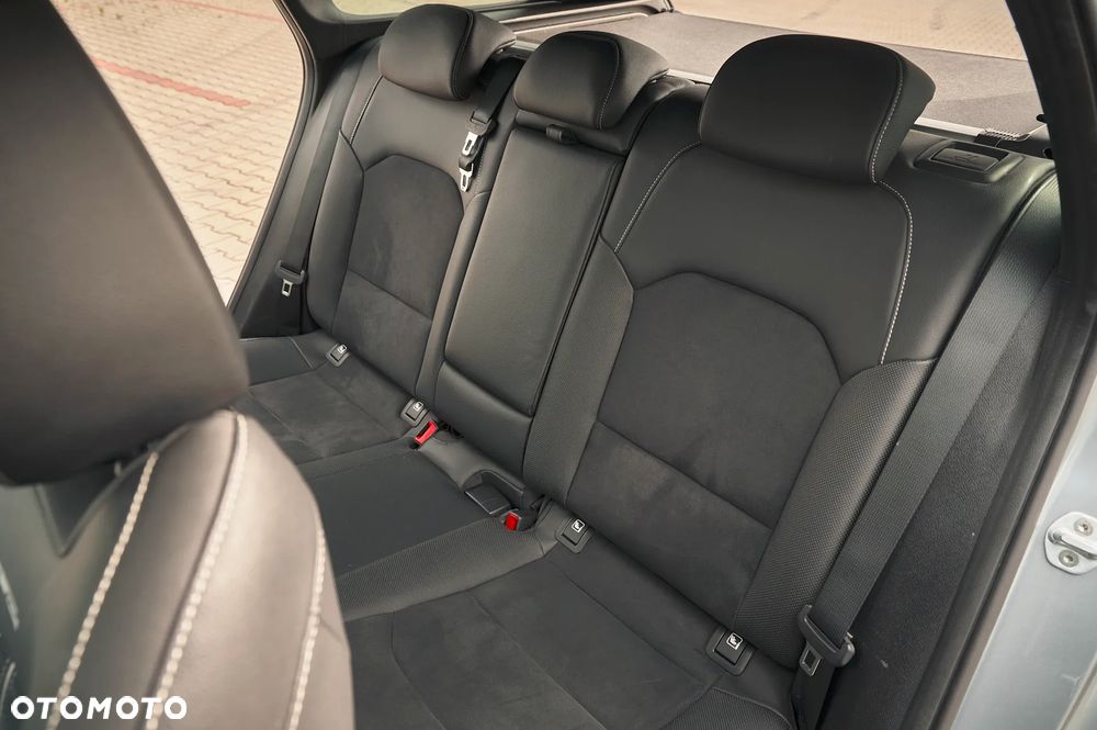 Kia Ceed 1.4 T-GDI DCT OPF GT Line - 23