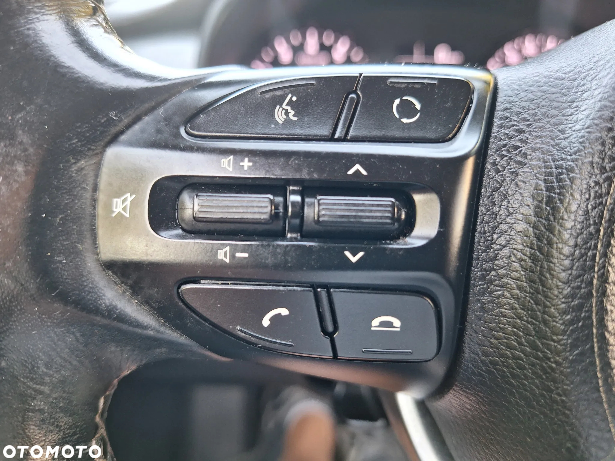Kia Stonic - 22