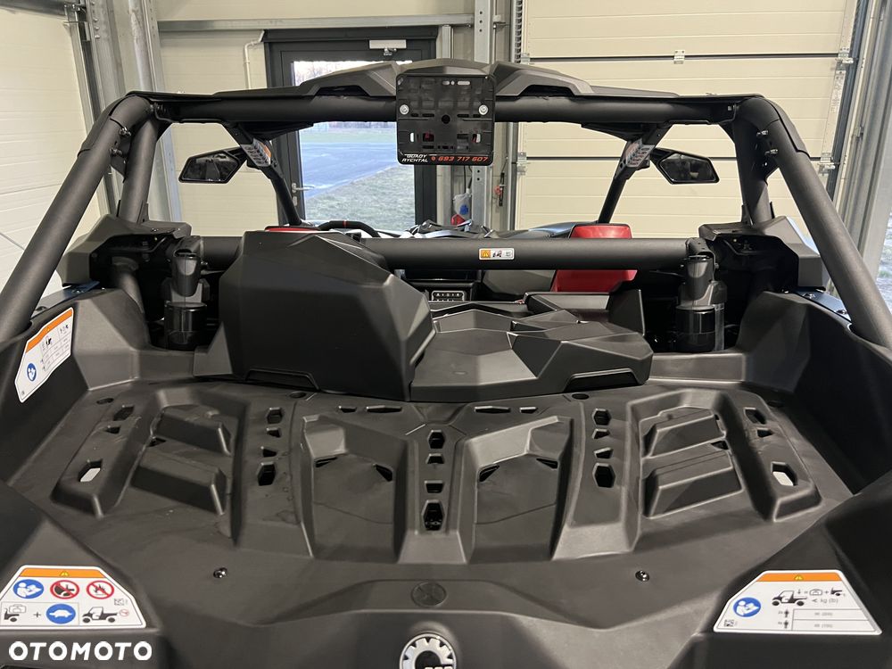 Can-Am Maverick - 22