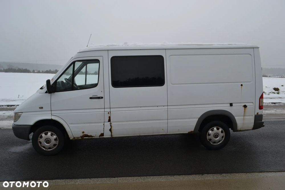 Mercedes-Benz Sprinter - 7