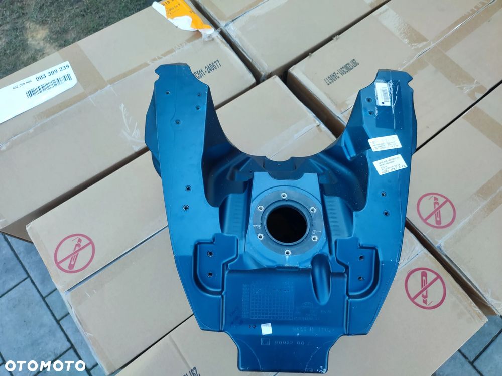 Bak, zbiornik paliwa KTM 390 Adventure - 28