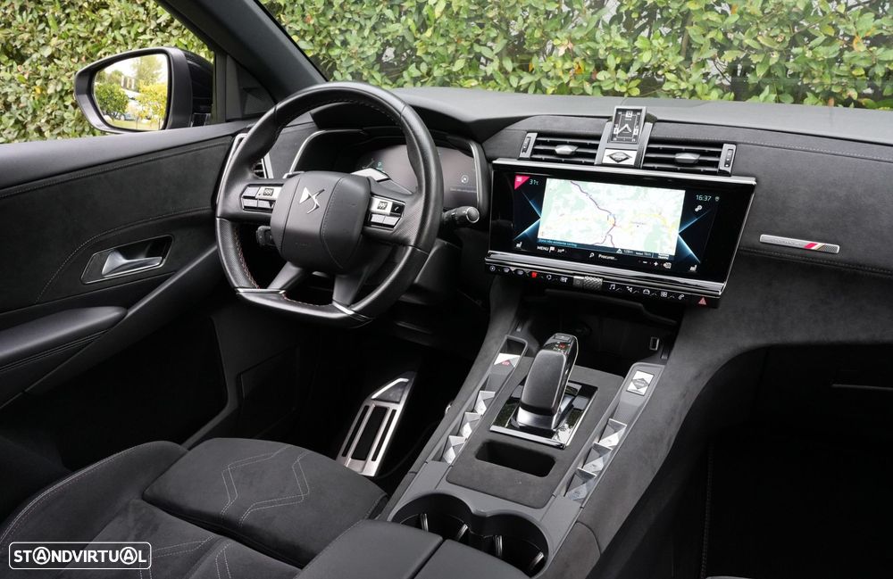 DS DS7 Crossback E-Tense Performance Line+ EAT8 - 26