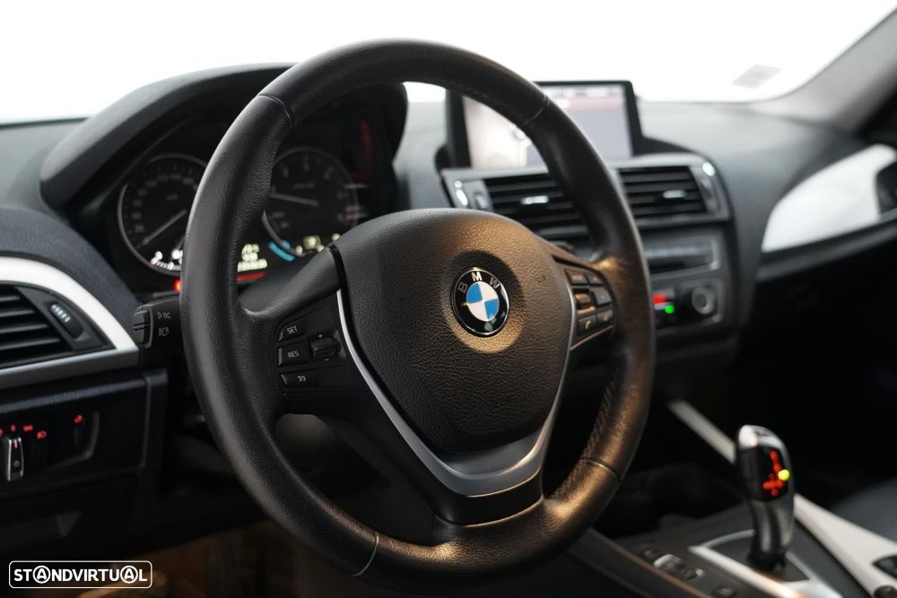 BMW 118 dA Line Urban - 9