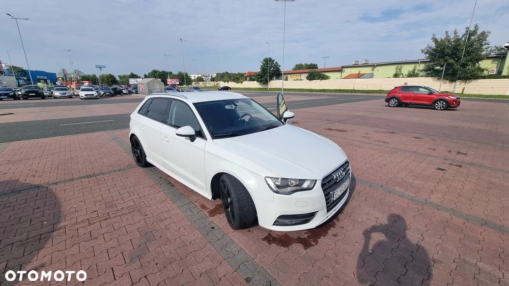 Audi A3 Sportback 1.6 TDI ultra Attraction - 15