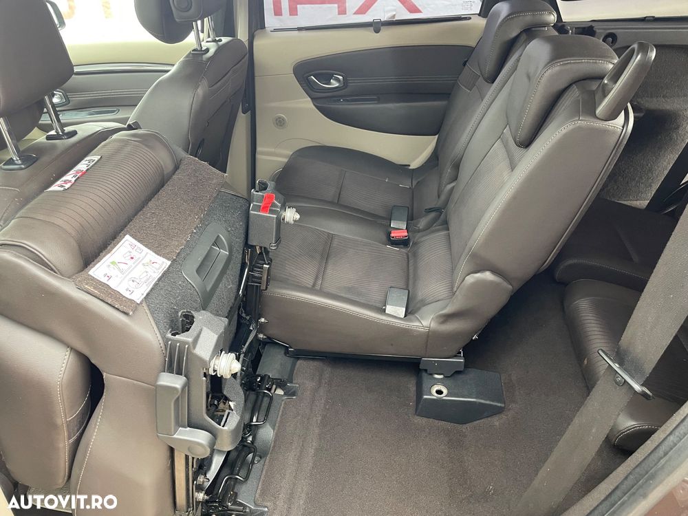 Renault Scenic 1.9 dCi FAP Privilege - 15