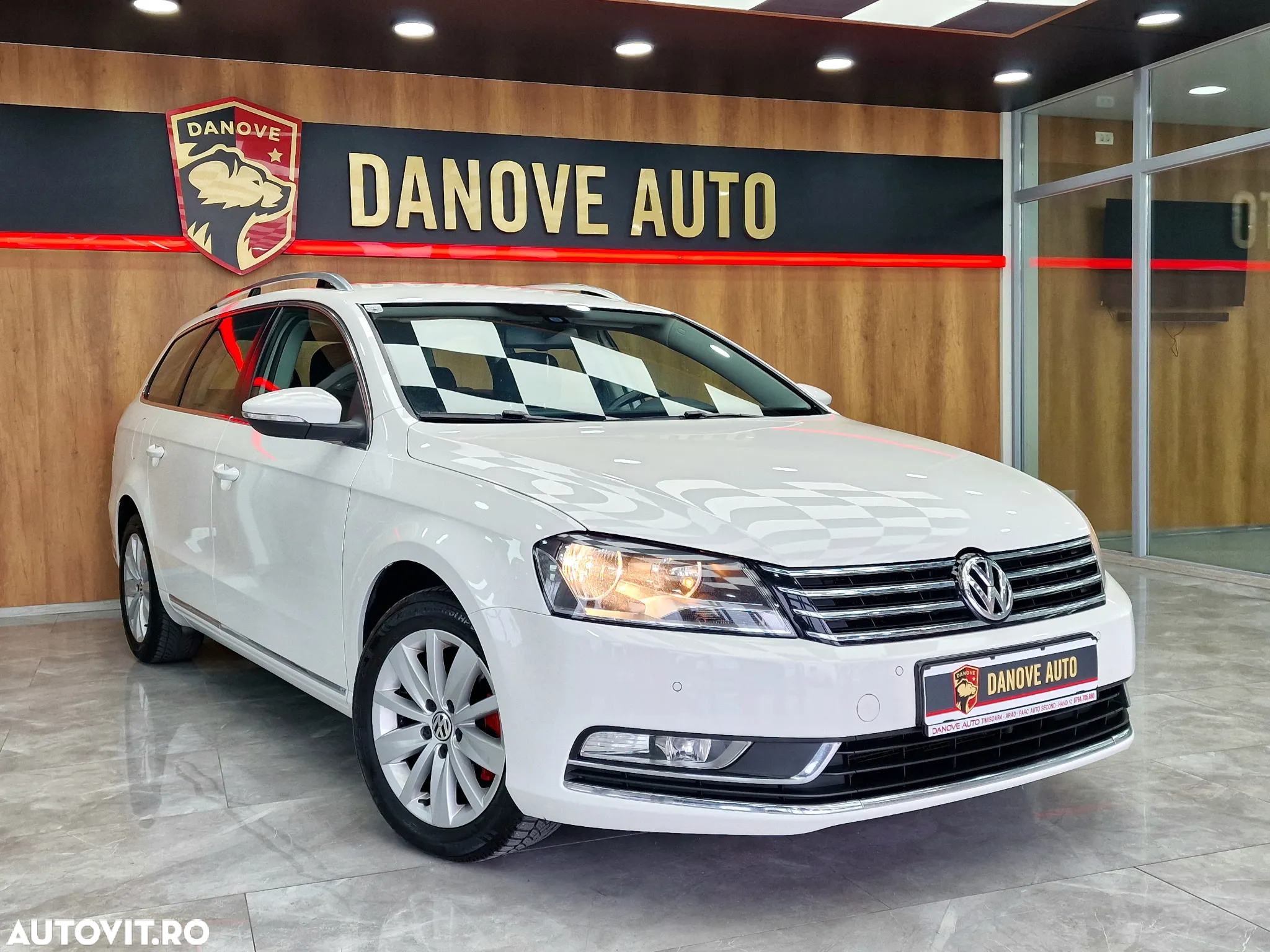 Volkswagen Passat Variant 2.0 TDI BlueMotion Technology DSG Comfortline - 3