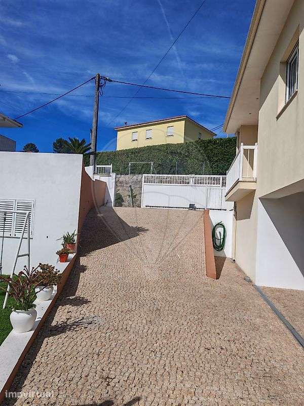 Moradia T3 para venda - Grande imagem: 2/9