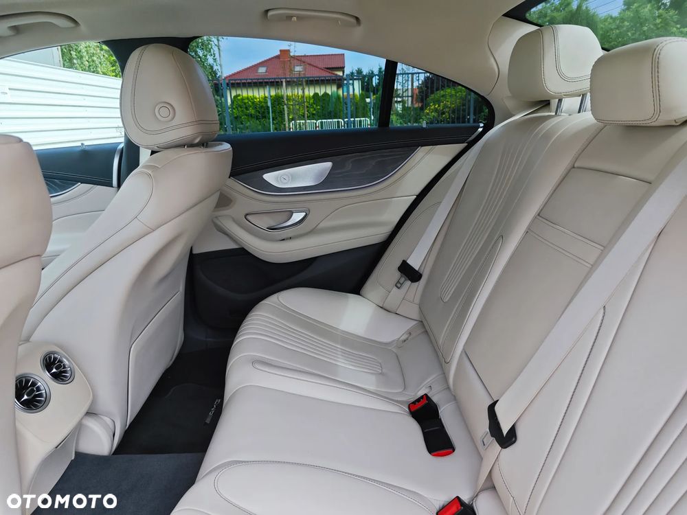 Mercedes-Benz CLS - 14