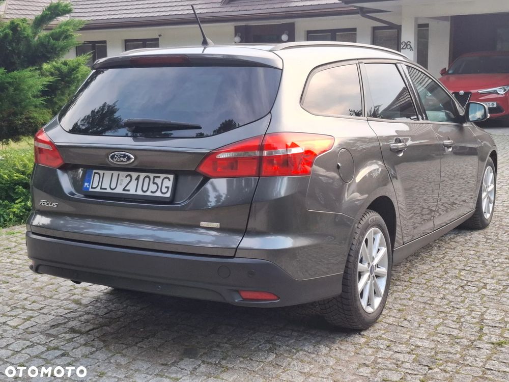 Ford Focus - 10