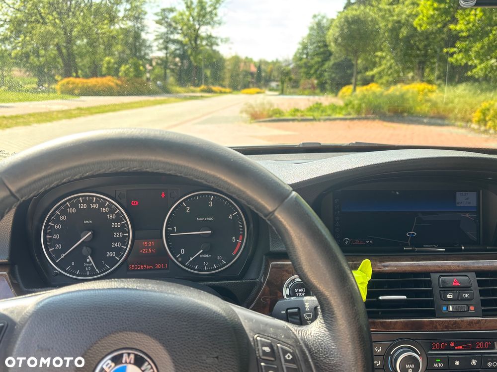 BMW Seria 3 318d - 9