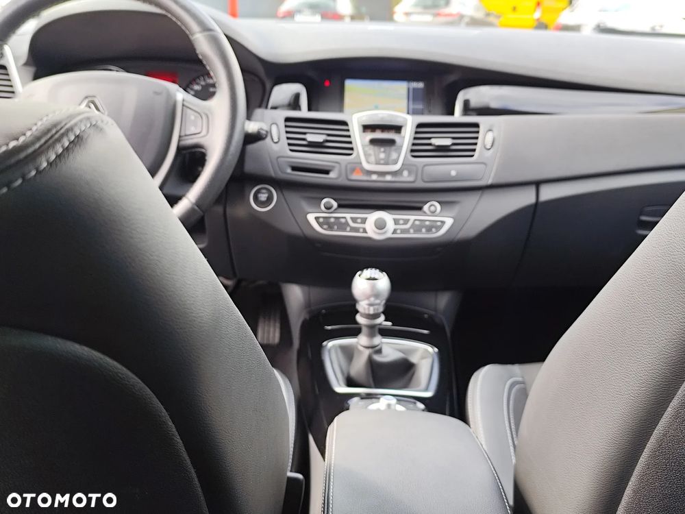 Renault Laguna dCi 150 FAP Start-Stop Bose Edition - 15