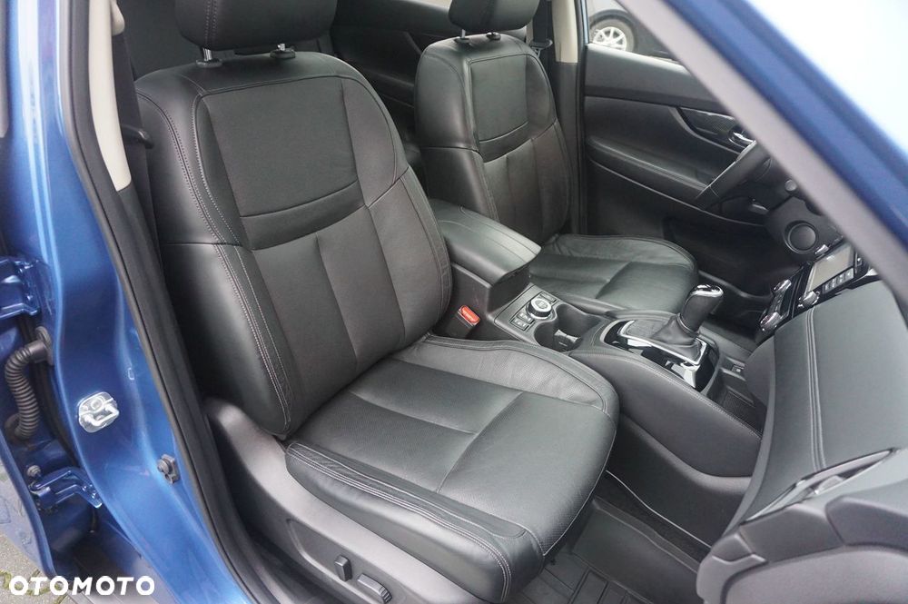 Nissan X-Trail 2.0 dCi Tekna 4WD Xtronic 7os - 22