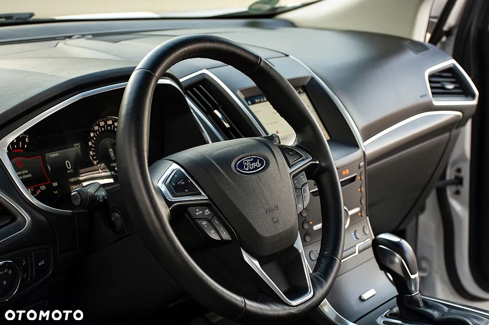 Ford Edge 2.0 TDCi Bi-Turbo 4x4 Sport - 38
