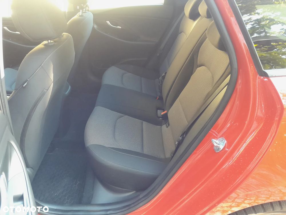 Hyundai i30 1.5 DPI Comfort - 11