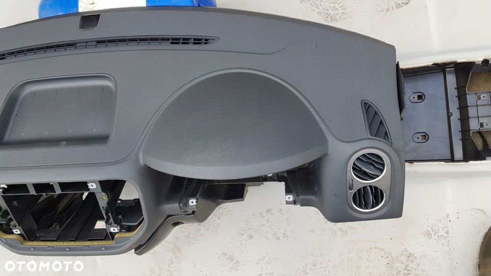 konsola VW Tiguan 5N0 anglik - 5