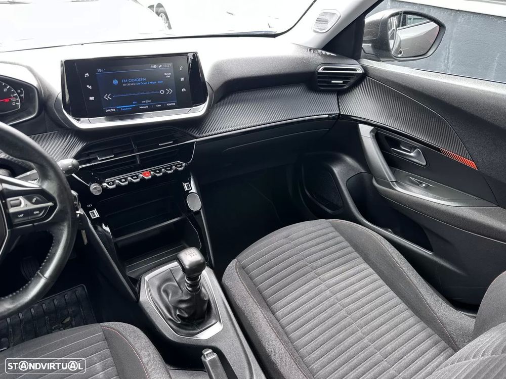 Peugeot 2008 1.2 PureTech Allure Pack - 21