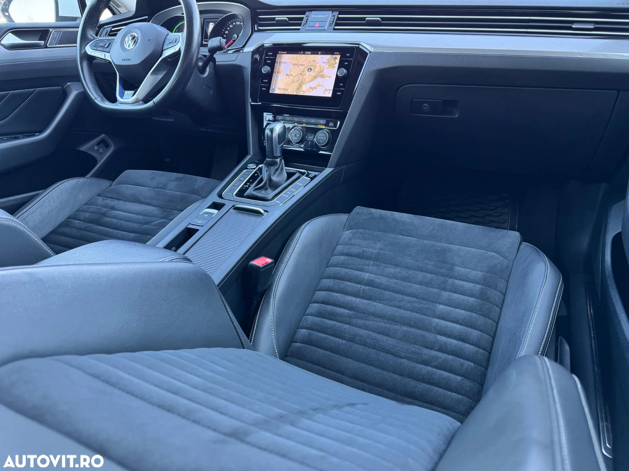 Volkswagen Passat Variant 1.4 TSI Plug-In-Hybrid DSG GTE - 16