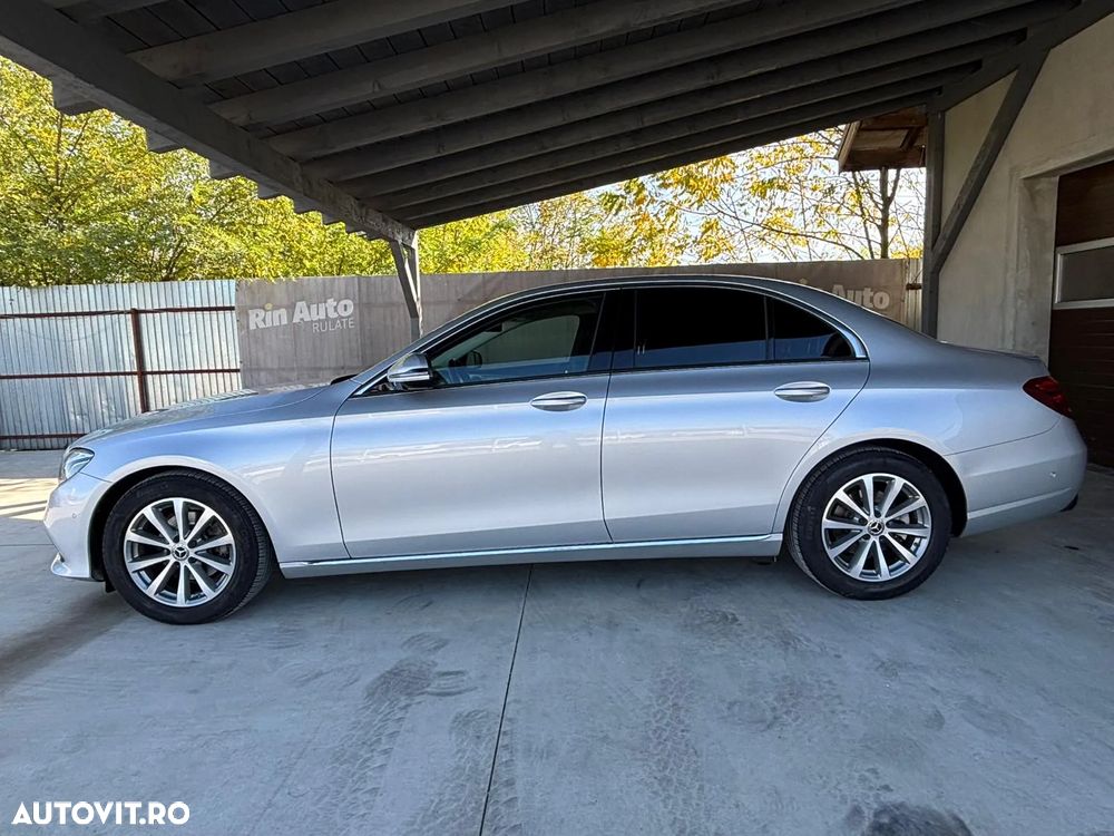 Mercedes-Benz E 200 d T 9G-TRONIC - 9