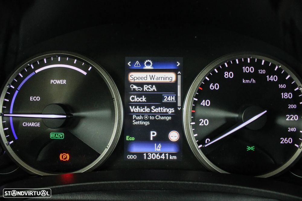 Lexus NX 300h Executive+ - 39