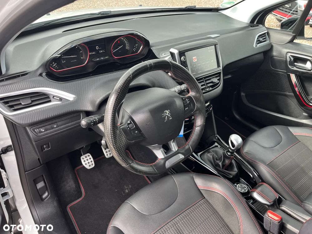 Peugeot 2008 BlueHDi FAP 120 STOP & START GT-Line Edition - 22