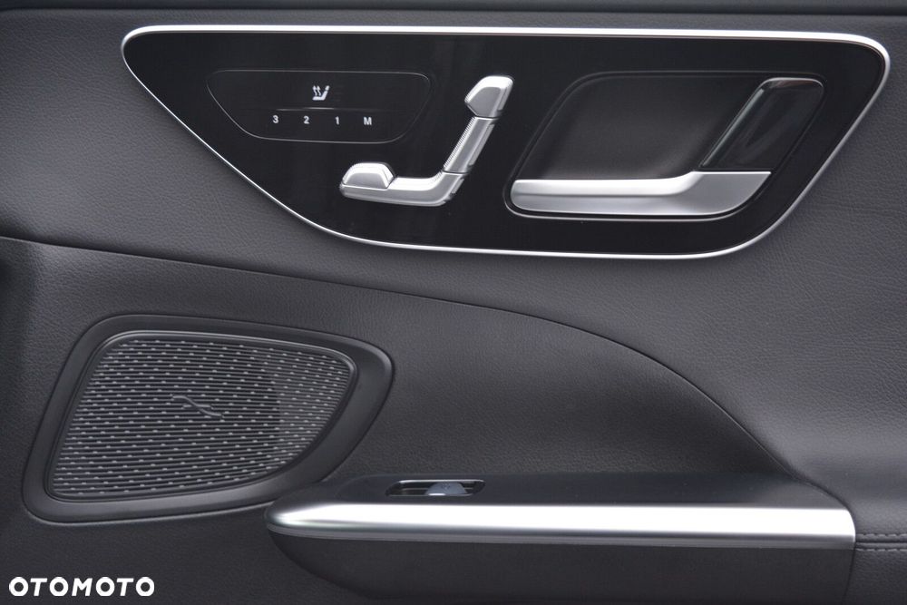 Mercedes-Benz Klasa C - 22