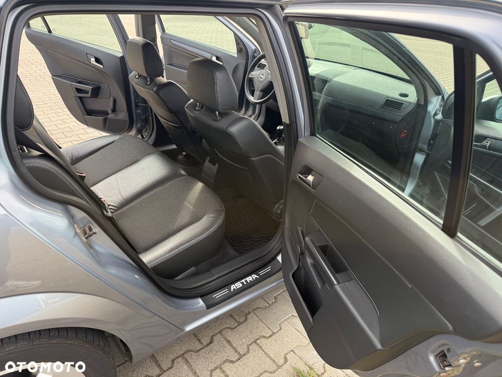 Opel Astra - 19