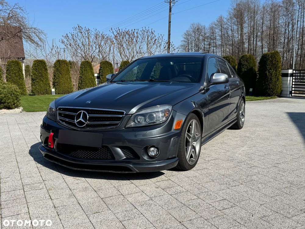 Mercedes-Benz Klasa C 63 AMG - 3