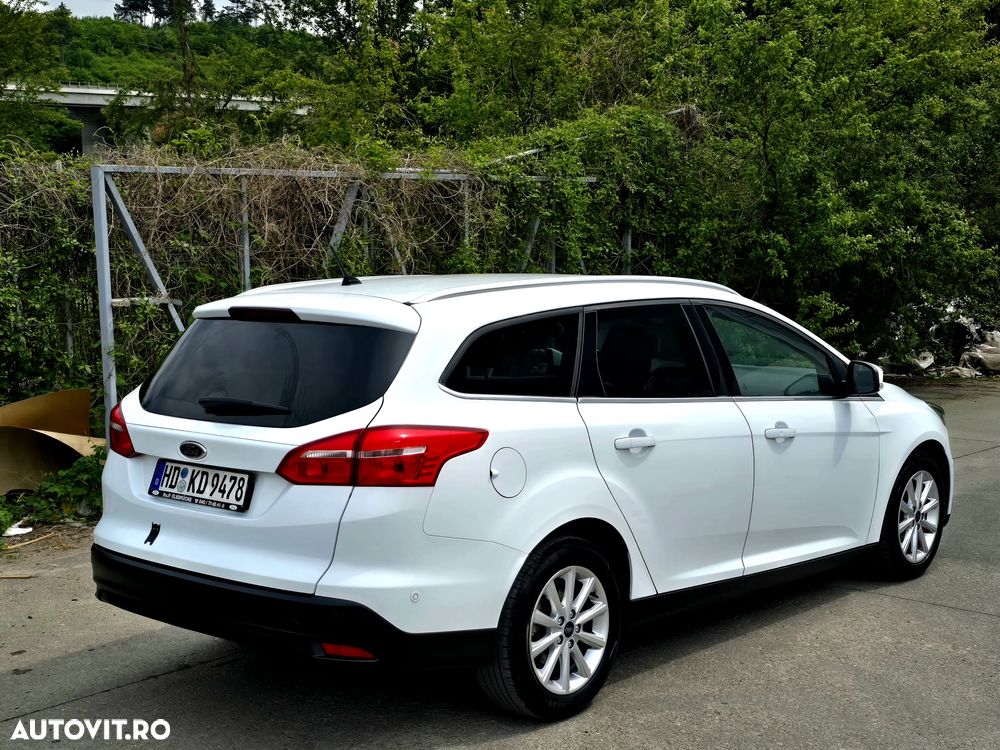 Ford Focus - 12