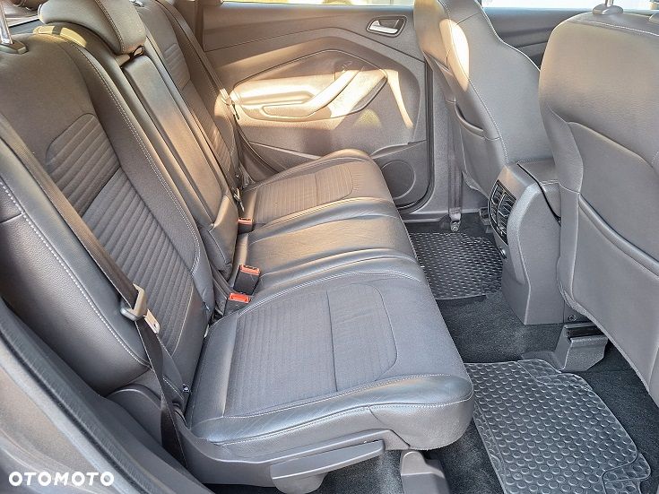 Ford Kuga 2.0 TDCi 4x2 Titanium - 19